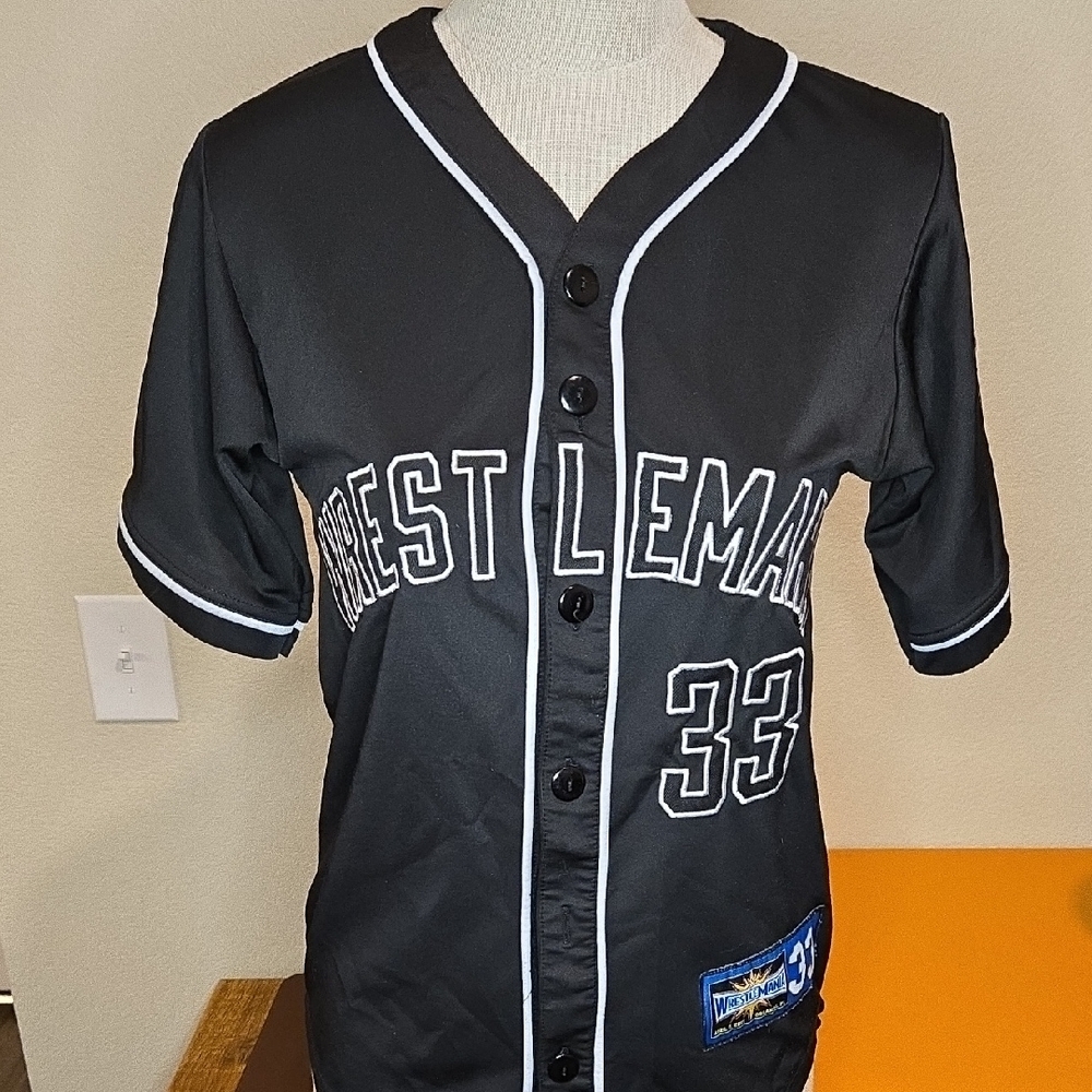 2017 Wrestle Mania WWE Black and White Youth Large Jersey‎